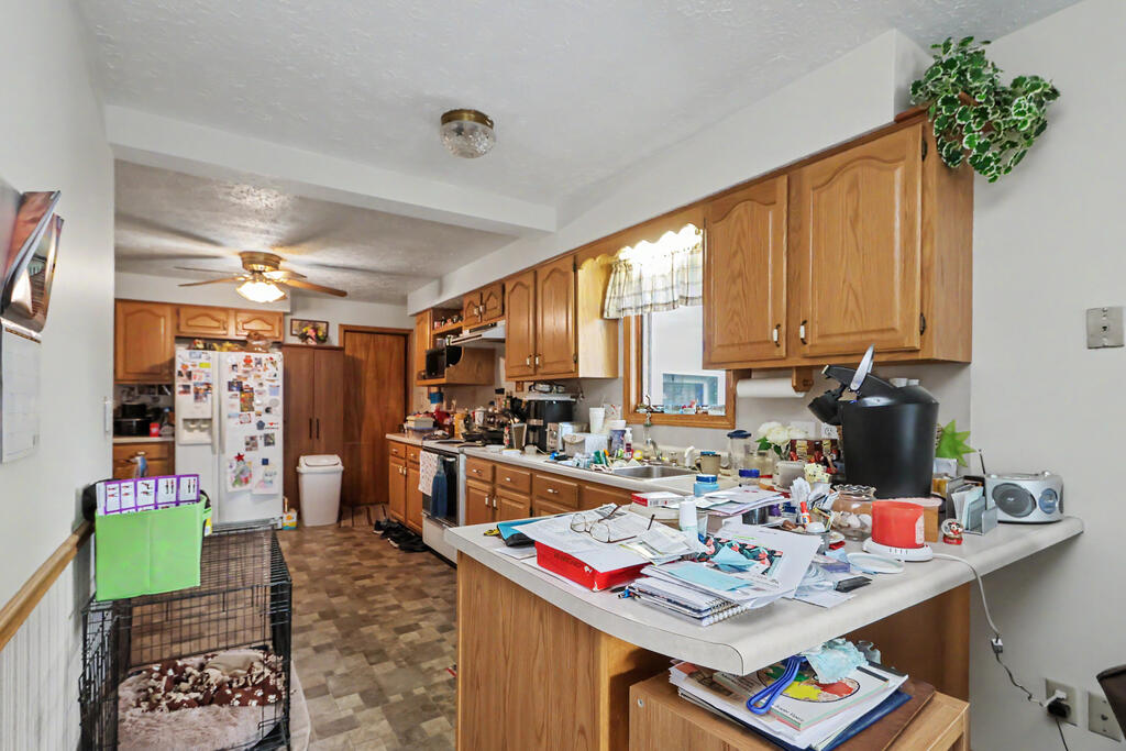 133 Mansfield Avenue, Shelby, Ohio 44875, 3 Bedrooms Bedrooms, ,2 BathroomsBathrooms,Residential,For Sale,Mansfield Avenue,20100647 133 Mansfield Avenue, Shelby, Ohio 44875, 3 Bedrooms Bedrooms, ,2 BathroomsBathrooms,Residential,For Sale,Mansfield Avenue,20100647