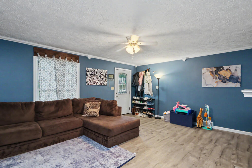 694 Sloane Avenue, Mansfield, Ohio 44903, 3 Bedrooms Bedrooms, ,1 BathroomBathrooms,Residential,For Sale,Sloane Avenue,20100651 694 Sloane Avenue, Mansfield, Ohio 44903, 3 Bedrooms Bedrooms, ,1 BathroomBathrooms,Residential,For Sale,Sloane Avenue,20100651