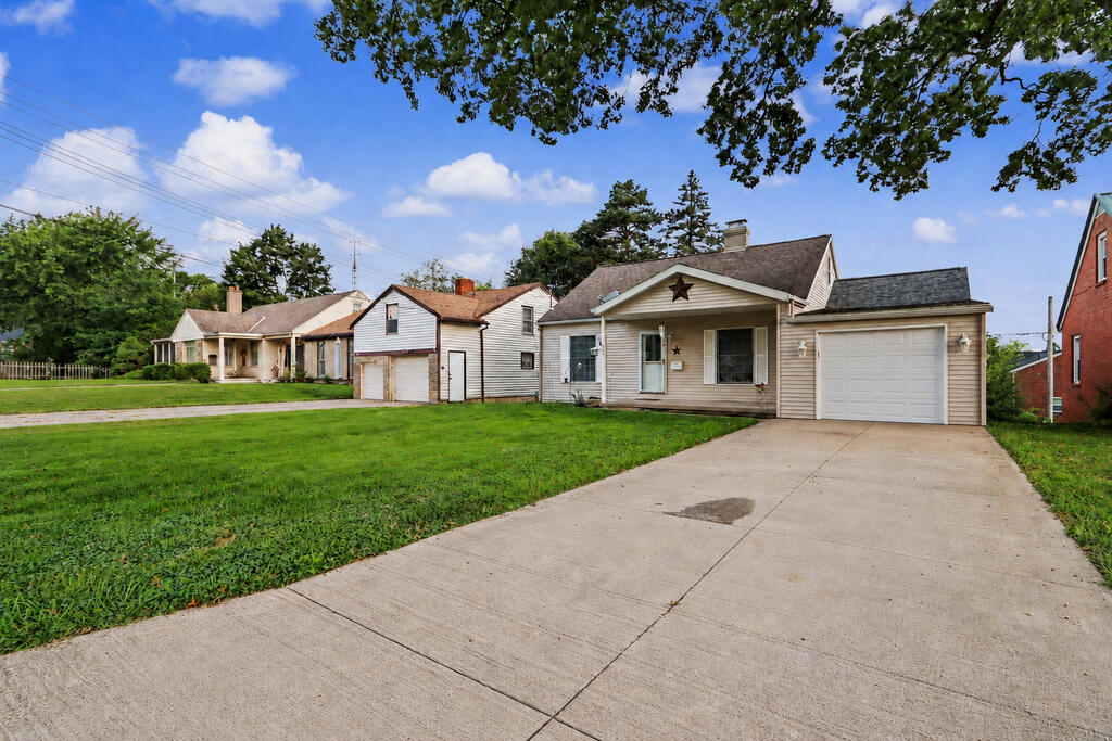 694 Sloane Avenue, Mansfield, Ohio 44903, 3 Bedrooms Bedrooms, ,1 BathroomBathrooms,Residential,For Sale,Sloane Avenue,20100651 694 Sloane Avenue, Mansfield, Ohio 44903, 3 Bedrooms Bedrooms, ,1 BathroomBathrooms,Residential,For Sale,Sloane Avenue,20100651