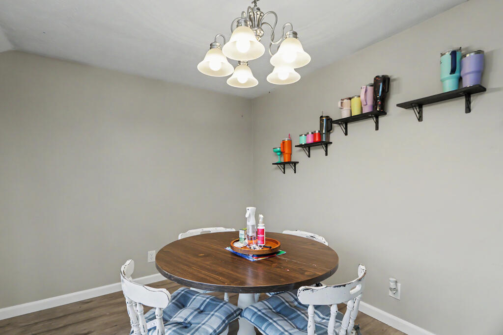 694 Sloane Avenue, Mansfield, Ohio 44903, 3 Bedrooms Bedrooms, ,1 BathroomBathrooms,Residential,For Sale,Sloane Avenue,20100651 694 Sloane Avenue, Mansfield, Ohio 44903, 3 Bedrooms Bedrooms, ,1 BathroomBathrooms,Residential,For Sale,Sloane Avenue,20100651
