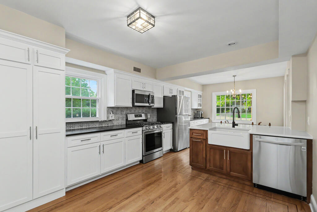 520 Edgewood Road, Mansfield, Ohio 44907, 4 Bedrooms Bedrooms, ,3 BathroomsBathrooms,Residential,For Sale,Edgewood Road,20100666 520 Edgewood Road, Mansfield, Ohio 44907, 4 Bedrooms Bedrooms, ,3 BathroomsBathrooms,Residential,For Sale,Edgewood Road,20100666