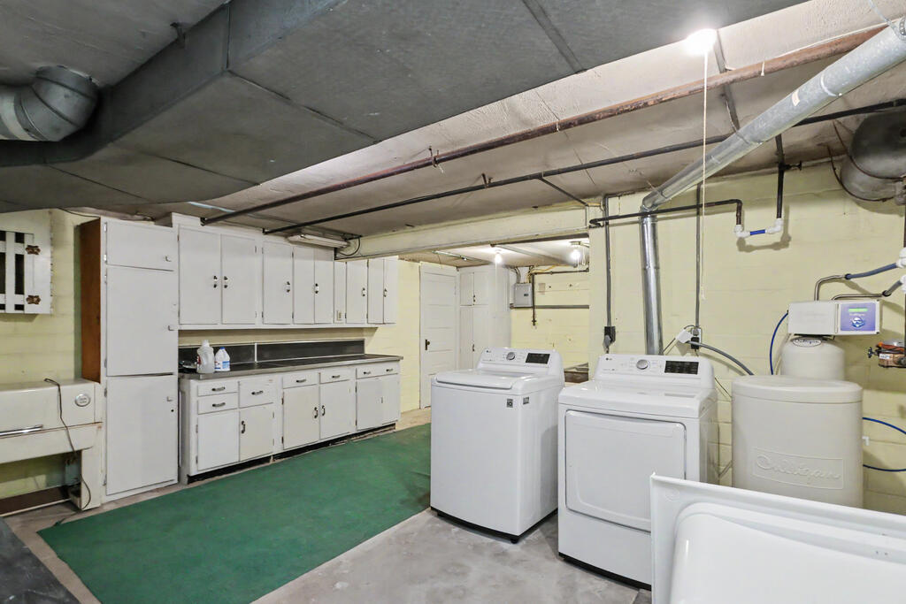 520 Edgewood Road, Mansfield, Ohio 44907, 4 Bedrooms Bedrooms, ,3 BathroomsBathrooms,Residential,For Sale,Edgewood Road,20100666 520 Edgewood Road, Mansfield, Ohio 44907, 4 Bedrooms Bedrooms, ,3 BathroomsBathrooms,Residential,For Sale,Edgewood Road,20100666