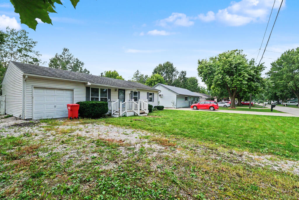 2437 Mercer Drive, Marion, Ohio 43302, 4 Bedrooms Bedrooms, ,1 BathroomBathrooms,Residential,For Sale,Mercer Drive,20100667