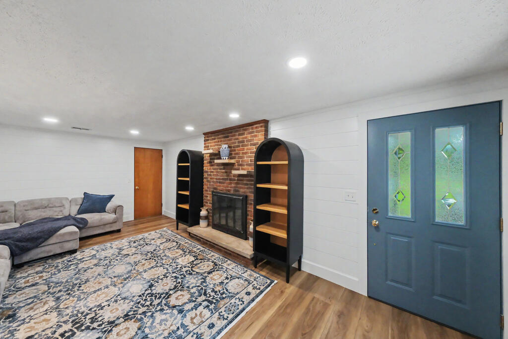 600 Woodcrest Drive, Mansfield, Ohio 44905, 3 Bedrooms Bedrooms, ,2 BathroomsBathrooms,Residential,For Sale,Woodcrest Drive,20100714 600 Woodcrest Drive, Mansfield, Ohio 44905, 3 Bedrooms Bedrooms, ,2 BathroomsBathrooms,Residential,For Sale,Woodcrest Drive,20100714