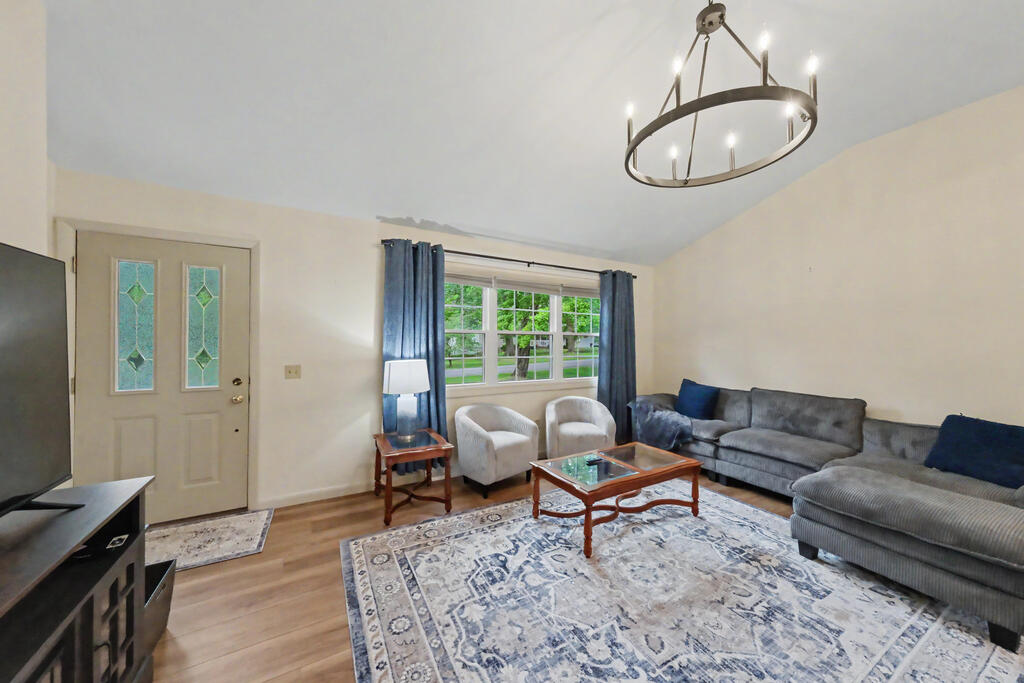 600 Woodcrest Drive, Mansfield, Ohio 44905, 3 Bedrooms Bedrooms, ,2 BathroomsBathrooms,Residential,For Sale,Woodcrest Drive,20100714 600 Woodcrest Drive, Mansfield, Ohio 44905, 3 Bedrooms Bedrooms, ,2 BathroomsBathrooms,Residential,For Sale,Woodcrest Drive,20100714