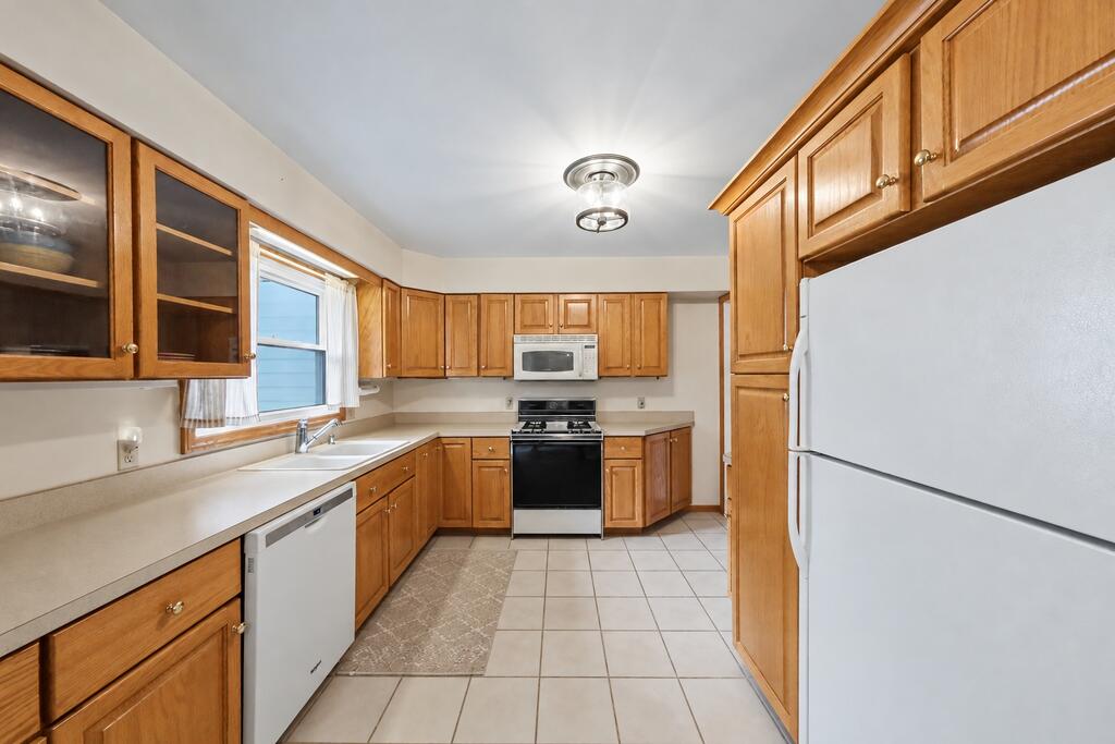 600 Woodcrest Drive, Mansfield, Ohio 44905, 3 Bedrooms Bedrooms, ,2 BathroomsBathrooms,Residential,For Sale,Woodcrest Drive,20100714 600 Woodcrest Drive, Mansfield, Ohio 44905, 3 Bedrooms Bedrooms, ,2 BathroomsBathrooms,Residential,For Sale,Woodcrest Drive,20100714