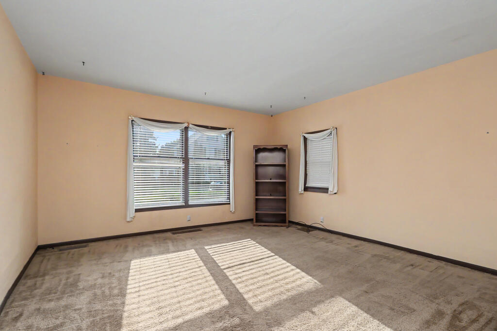 12 Steele Ave, Shelby, Ohio 44875, 4 Bedrooms Bedrooms, ,2 BathroomsBathrooms,Residential,For Sale,Steele Ave,20100723 12 Steele Ave, Shelby, Ohio 44875, 4 Bedrooms Bedrooms, ,2 BathroomsBathrooms,Residential,For Sale,Steele Ave,20100723