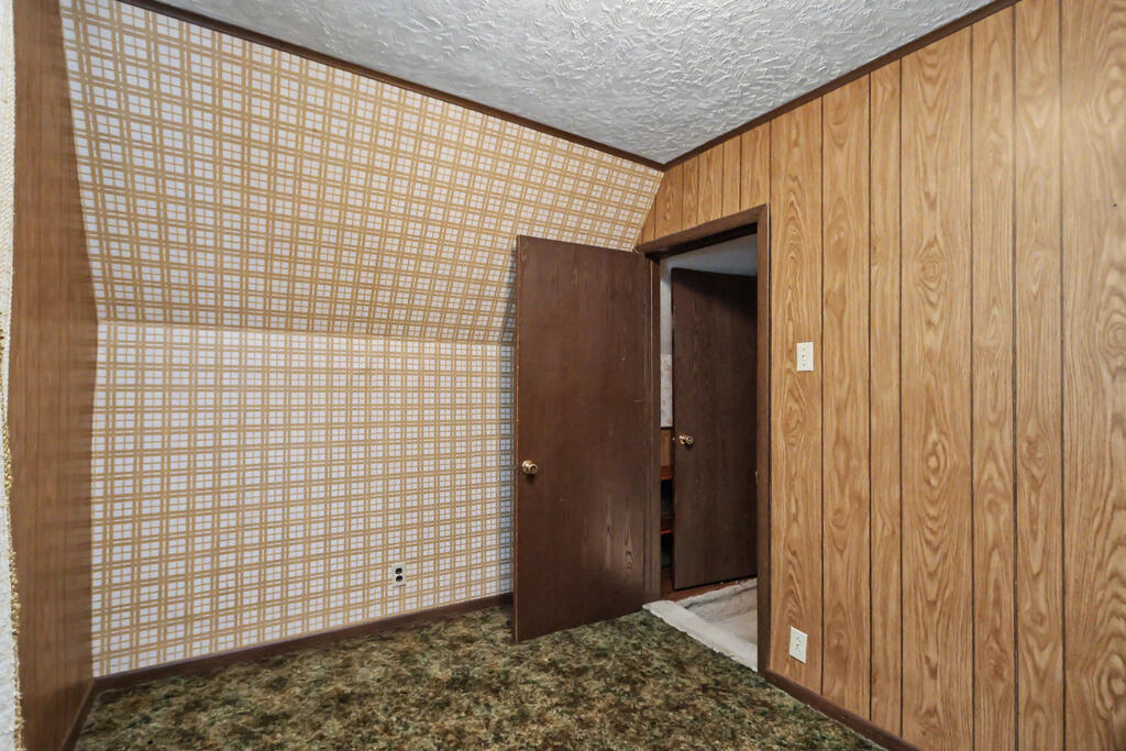 12 Steele Ave, Shelby, Ohio 44875, 4 Bedrooms Bedrooms, ,2 BathroomsBathrooms,Residential,For Sale,Steele Ave,20100723 12 Steele Ave, Shelby, Ohio 44875, 4 Bedrooms Bedrooms, ,2 BathroomsBathrooms,Residential,For Sale,Steele Ave,20100723