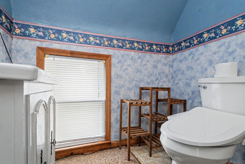 12 Steele Ave, Shelby, Ohio 44875, 4 Bedrooms Bedrooms, ,2 BathroomsBathrooms,Residential,For Sale,Steele Ave,20100723 12 Steele Ave, Shelby, Ohio 44875, 4 Bedrooms Bedrooms, ,2 BathroomsBathrooms,Residential,For Sale,Steele Ave,20100723