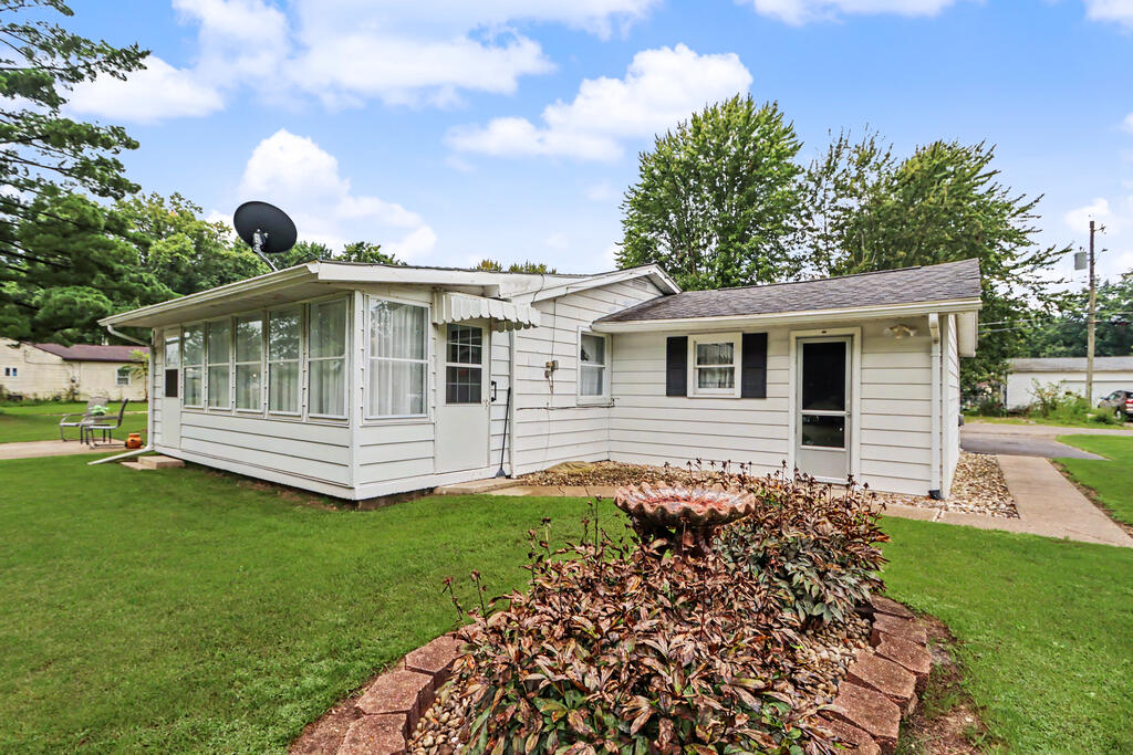 307 5th Avenue, Galion, Ohio 44833, 3 Bedrooms Bedrooms, ,1 BathroomBathrooms,Residential,For Sale,5th Avenue,20100726 307 5th Avenue, Galion, Ohio 44833, 3 Bedrooms Bedrooms, ,1 BathroomBathrooms,Residential,For Sale,5th Avenue,20100726