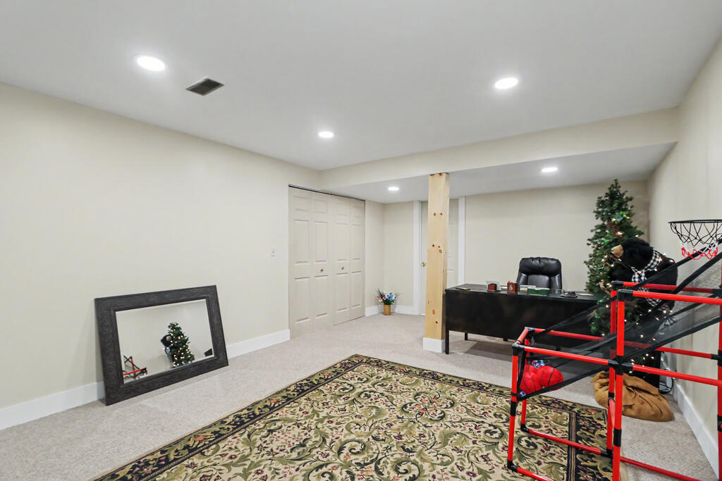 6833 German Road, Crestline, Ohio 44827, 3 Bedrooms Bedrooms, ,3 BathroomsBathrooms,Residential,For Sale,German Road,20100725