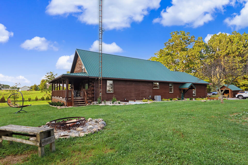 6833 German Road, Crestline, Ohio 44827, 3 Bedrooms Bedrooms, ,3 BathroomsBathrooms,Residential,For Sale,German Road,20100725
