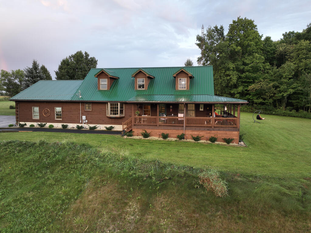 6833 German Road, Crestline, Ohio 44827, 3 Bedrooms Bedrooms, ,3 BathroomsBathrooms,Residential,For Sale,German Road,20100725