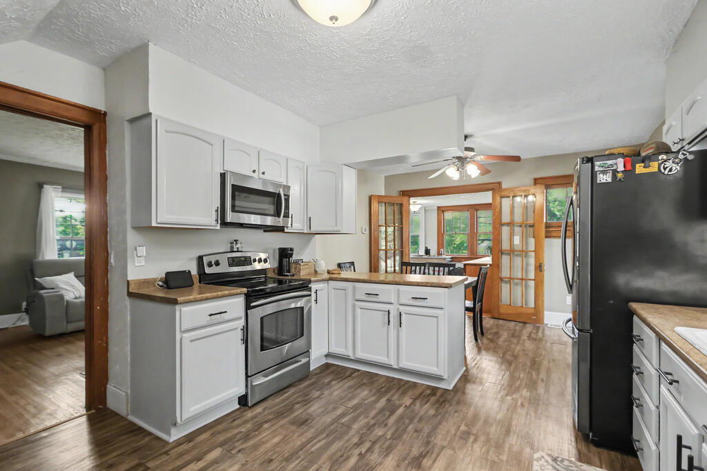 479 Marion Avenue, Mansfield, Ohio 44903, 3 Bedrooms Bedrooms, ,1 BathroomBathrooms,Residential,For Sale,Marion Avenue,20100727 479 Marion Avenue, Mansfield, Ohio 44903, 3 Bedrooms Bedrooms, ,1 BathroomBathrooms,Residential,For Sale,Marion Avenue,20100727