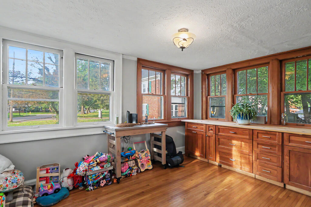 479 Marion Avenue, Mansfield, Ohio 44903, 3 Bedrooms Bedrooms, ,1 BathroomBathrooms,Residential,For Sale,Marion Avenue,20100727 479 Marion Avenue, Mansfield, Ohio 44903, 3 Bedrooms Bedrooms, ,1 BathroomBathrooms,Residential,For Sale,Marion Avenue,20100727
