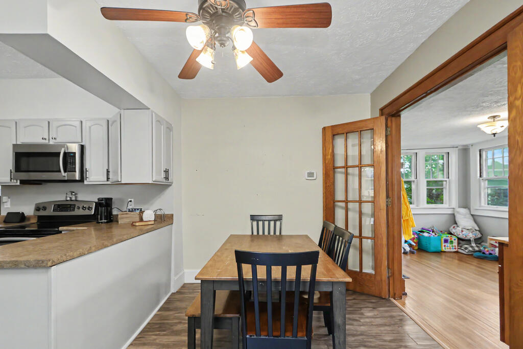 479 Marion Avenue, Mansfield, Ohio 44903, 3 Bedrooms Bedrooms, ,1 BathroomBathrooms,Residential,For Sale,Marion Avenue,20100727 479 Marion Avenue, Mansfield, Ohio 44903, 3 Bedrooms Bedrooms, ,1 BathroomBathrooms,Residential,For Sale,Marion Avenue,20100727