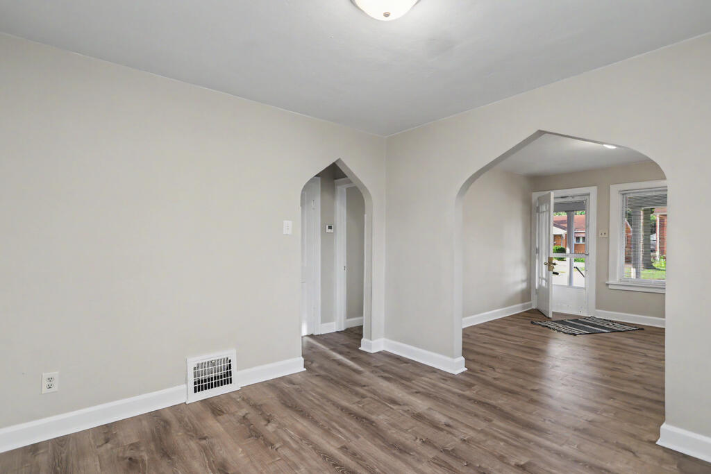 133 North Wolfe Avenue, Mansfield, Ohio 44907, 2 Bedrooms Bedrooms, ,1 BathroomBathrooms,Residential,For Sale,North Wolfe Avenue,20100729 133 North Wolfe Avenue, Mansfield, Ohio 44907, 2 Bedrooms Bedrooms, ,1 BathroomBathrooms,Residential,For Sale,North Wolfe Avenue,20100729