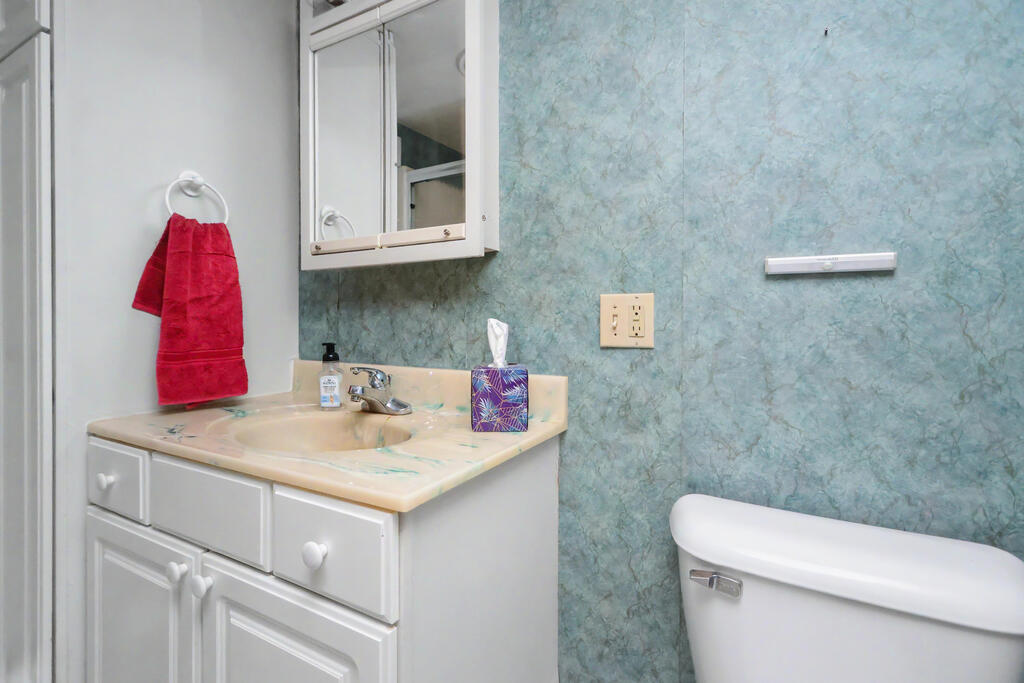 66 Oak Lane, Perrysville, Ohio 44864, 4 Bedrooms Bedrooms, ,2 BathroomsBathrooms,Residential,For Sale,Oak Lane,20100752 66 Oak Lane, Perrysville, Ohio 44864, 4 Bedrooms Bedrooms, ,2 BathroomsBathrooms,Residential,For Sale,Oak Lane,20100752
