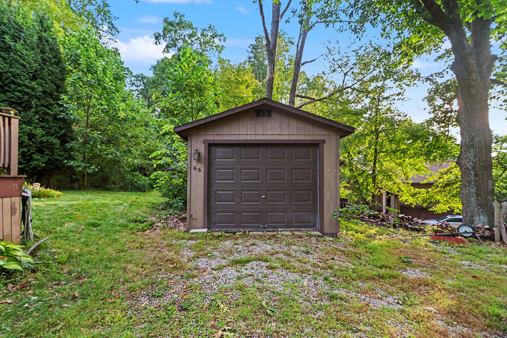 66 Oak Lane, Perrysville, Ohio 44864, 4 Bedrooms Bedrooms, ,2 BathroomsBathrooms,Residential,For Sale,Oak Lane,20100752 66 Oak Lane, Perrysville, Ohio 44864, 4 Bedrooms Bedrooms, ,2 BathroomsBathrooms,Residential,For Sale,Oak Lane,20100752
