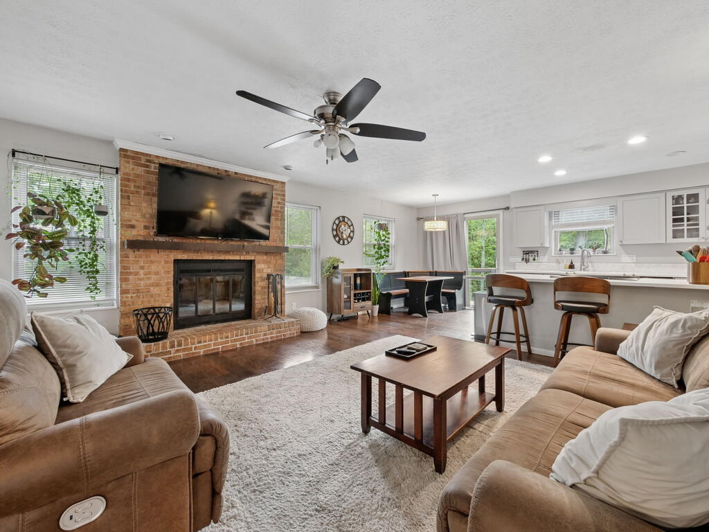 7863 Dimmick Road, West Chester, Ohio 45241, 3 Bedrooms Bedrooms, ,2 BathroomsBathrooms,Residential,For Sale,Dimmick Road,20100767 7863 Dimmick Road, West Chester, Ohio 45241, 3 Bedrooms Bedrooms, ,2 BathroomsBathrooms,Residential,For Sale,Dimmick Road,20100767