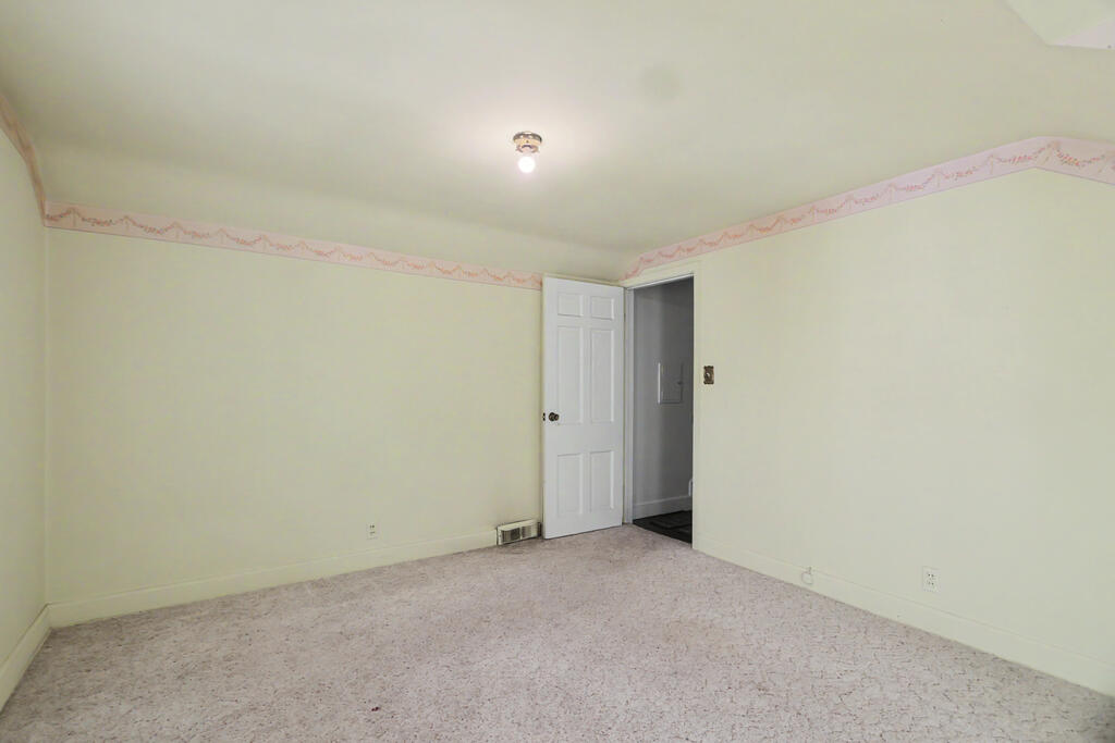 624 Barnard Avenue, Mansfield, Ohio 44903, 4 Bedrooms Bedrooms, ,2 BathroomsBathrooms,Residential,For Sale,Barnard Avenue,20100777 624 Barnard Avenue, Mansfield, Ohio 44903, 4 Bedrooms Bedrooms, ,2 BathroomsBathrooms,Residential,For Sale,Barnard Avenue,20100777