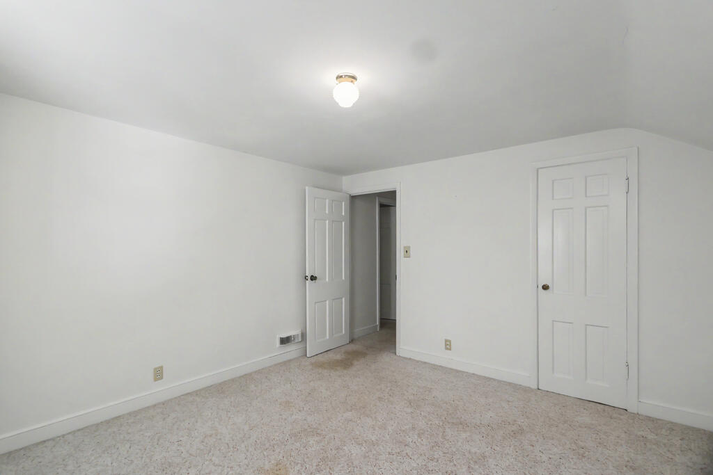 624 Barnard Avenue, Mansfield, Ohio 44903, 4 Bedrooms Bedrooms, ,2 BathroomsBathrooms,Residential,For Sale,Barnard Avenue,20100777 624 Barnard Avenue, Mansfield, Ohio 44903, 4 Bedrooms Bedrooms, ,2 BathroomsBathrooms,Residential,For Sale,Barnard Avenue,20100777