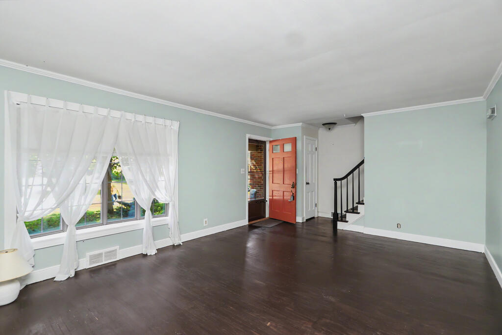 624 Barnard Avenue, Mansfield, Ohio 44903, 4 Bedrooms Bedrooms, ,2 BathroomsBathrooms,Residential,For Sale,Barnard Avenue,20100777 624 Barnard Avenue, Mansfield, Ohio 44903, 4 Bedrooms Bedrooms, ,2 BathroomsBathrooms,Residential,For Sale,Barnard Avenue,20100777