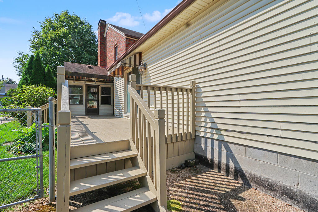 624 Barnard Avenue, Mansfield, Ohio 44903, 4 Bedrooms Bedrooms, ,2 BathroomsBathrooms,Residential,For Sale,Barnard Avenue,20100777 624 Barnard Avenue, Mansfield, Ohio 44903, 4 Bedrooms Bedrooms, ,2 BathroomsBathrooms,Residential,For Sale,Barnard Avenue,20100777