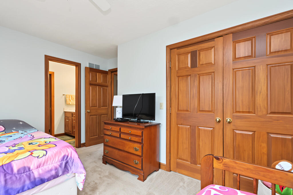 5566 Renie Road, Bellville, Ohio 44813, 5 Bedroom Bedrooms, 0 ,4 BathroomBathrooms,Residential,For Sale,Renie Road,0,20100790 5566 Renie Road, Bellville, Ohio 44813, 5 Bedroom Bedrooms, 0 ,4 BathroomBathrooms,Residential,For Sale,Renie Road,0,20100790