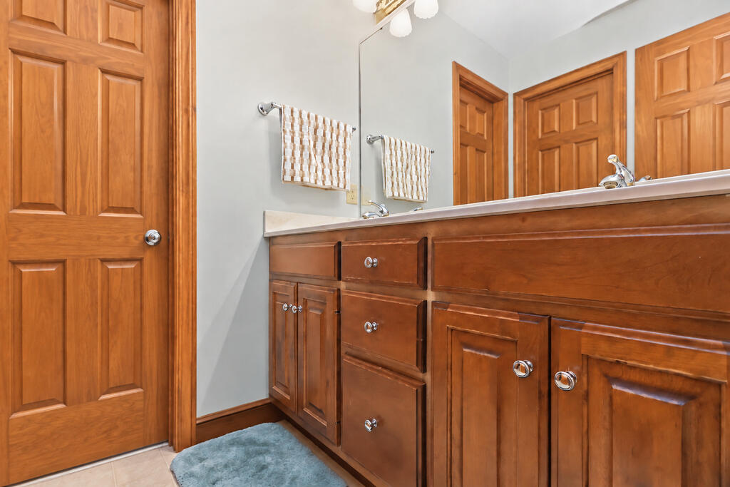 5566 Renie Road, Bellville, Ohio 44813, 5 Bedroom Bedrooms, 0 ,4 BathroomBathrooms,Residential,For Sale,Renie Road,0,20100790 5566 Renie Road, Bellville, Ohio 44813, 5 Bedroom Bedrooms, 0 ,4 BathroomBathrooms,Residential,For Sale,Renie Road,0,20100790