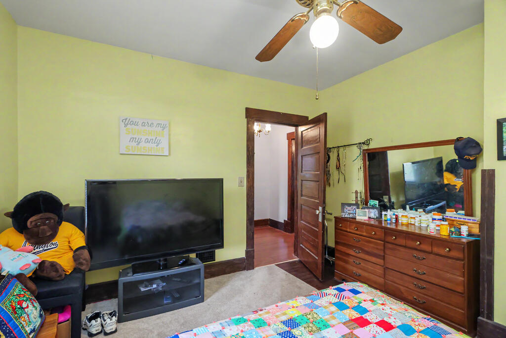147 East Main Street, Lexington, Ohio 44904, 3 Bedrooms Bedrooms, ,1 BathroomBathrooms,Residential,For Sale,East Main Street,20100795 147 East Main Street, Lexington, Ohio 44904, 3 Bedrooms Bedrooms, ,1 BathroomBathrooms,Residential,For Sale,East Main Street,20100795