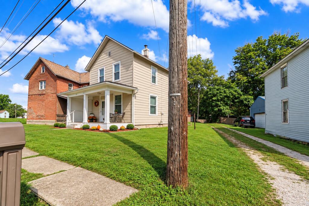 412 Norton Way, Bucyrus, Ohio 44820, 2 Bedrooms Bedrooms, ,1 BathroomBathrooms,Residential,For Sale,Norton Way,20100797 412 Norton Way, Bucyrus, Ohio 44820, 2 Bedrooms Bedrooms, ,1 BathroomBathrooms,Residential,For Sale,Norton Way,20100797