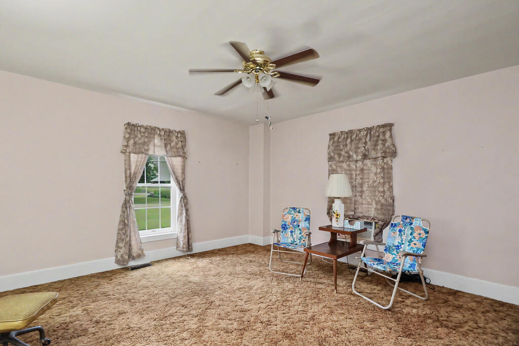 114 Enterprise Street, Edison, Ohio 43320, 3 Bedrooms Bedrooms, ,1 BathroomBathrooms,Residential,For Sale,Enterprise Street,20100799
