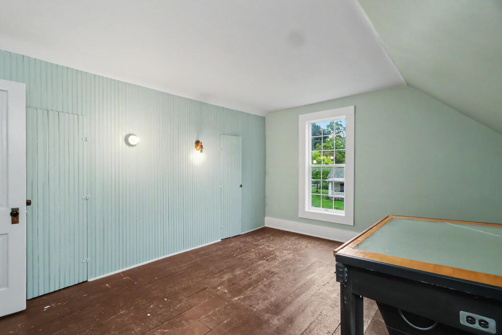 114 Enterprise Street, Edison, Ohio 43320, 3 Bedrooms Bedrooms, ,1 BathroomBathrooms,Residential,For Sale,Enterprise Street,20100799