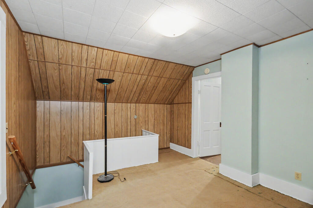 114 Enterprise Street, Edison, Ohio 43320, 3 Bedrooms Bedrooms, ,1 BathroomBathrooms,Residential,For Sale,Enterprise Street,20100799