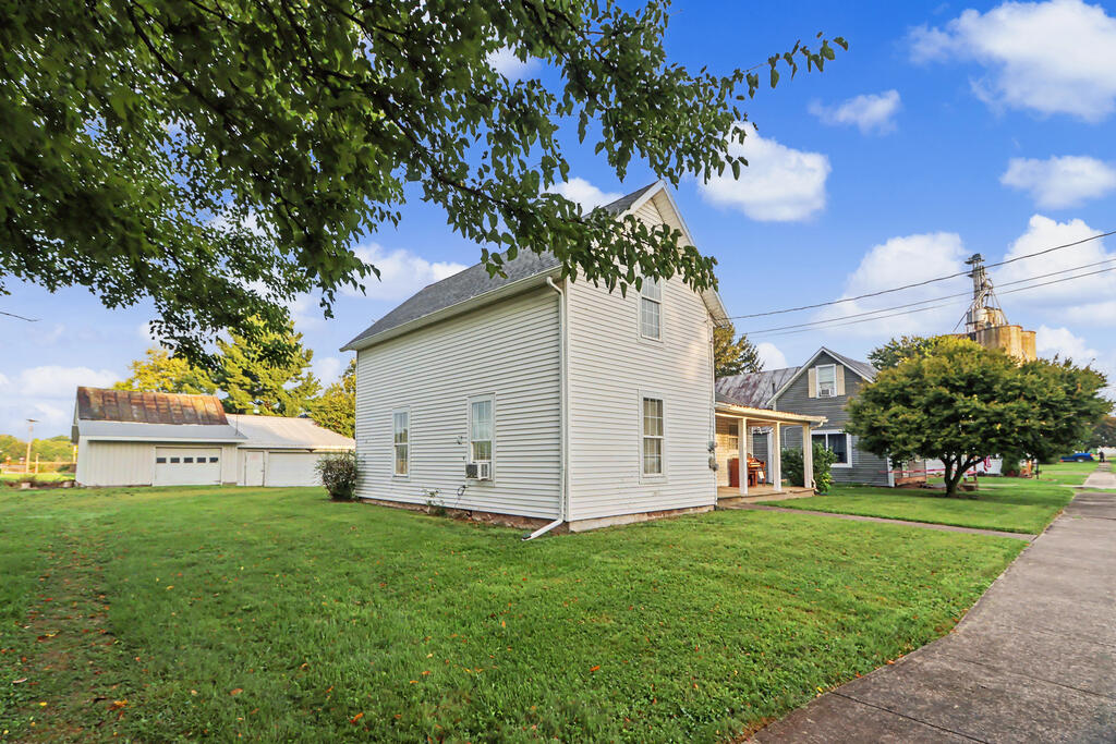 114 Enterprise Street, Edison, Ohio 43320, 3 Bedrooms Bedrooms, ,1 BathroomBathrooms,Residential,For Sale,Enterprise Street,20100799