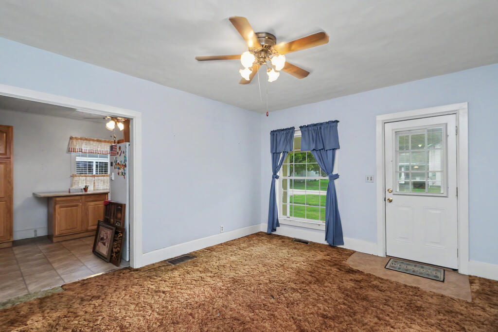 114 Enterprise Street, Edison, Ohio 43320, 3 Bedrooms Bedrooms, ,1 BathroomBathrooms,Residential,For Sale,Enterprise Street,20100799