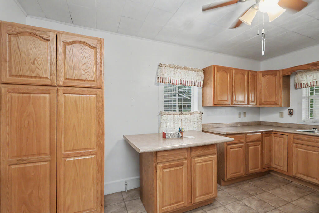 114 Enterprise Street, Edison, Ohio 43320, 3 Bedrooms Bedrooms, ,1 BathroomBathrooms,Residential,For Sale,Enterprise Street,20100799