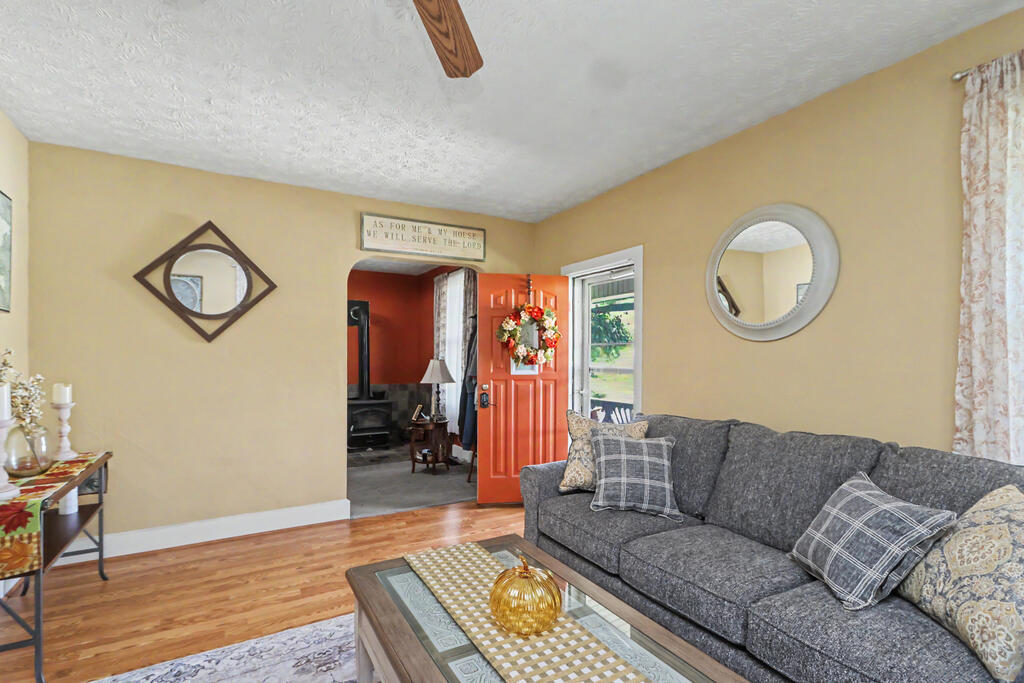 562 Prospect Street, Bucyrus, Ohio 44820, 3 Bedrooms Bedrooms, ,2 BathroomsBathrooms,Residential,For Sale,Prospect Street,20100841 562 Prospect Street, Bucyrus, Ohio 44820, 3 Bedrooms Bedrooms, ,2 BathroomsBathrooms,Residential,For Sale,Prospect Street,20100841
