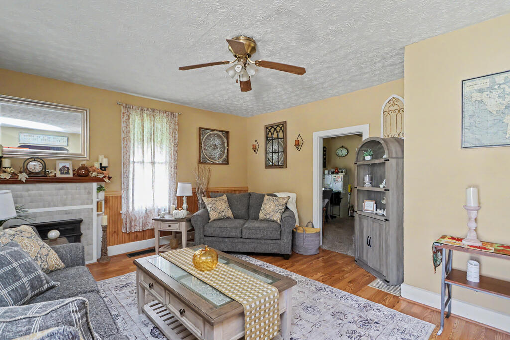 562 Prospect Street, Bucyrus, Ohio 44820, 3 Bedrooms Bedrooms, ,2 BathroomsBathrooms,Residential,For Sale,Prospect Street,20100841 562 Prospect Street, Bucyrus, Ohio 44820, 3 Bedrooms Bedrooms, ,2 BathroomsBathrooms,Residential,For Sale,Prospect Street,20100841