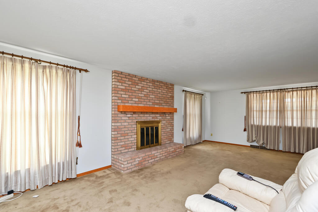 1457 Bellville-Johnsville Road, Bellville, Ohio 44813, 4 Bedrooms Bedrooms, ,2 BathroomsBathrooms,Residential,For Sale,Bellville-Johnsville Road,20100842 1457 Bellville-Johnsville Road, Bellville, Ohio 44813, 4 Bedrooms Bedrooms, ,2 BathroomsBathrooms,Residential,For Sale,Bellville-Johnsville Road,20100842