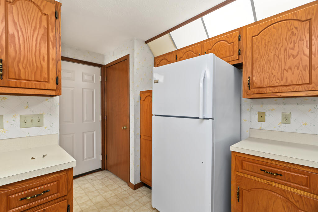 1457 Bellville-Johnsville Road, Bellville, Ohio 44813, 4 Bedrooms Bedrooms, ,2 BathroomsBathrooms,Residential,For Sale,Bellville-Johnsville Road,20100842 1457 Bellville-Johnsville Road, Bellville, Ohio 44813, 4 Bedrooms Bedrooms, ,2 BathroomsBathrooms,Residential,For Sale,Bellville-Johnsville Road,20100842