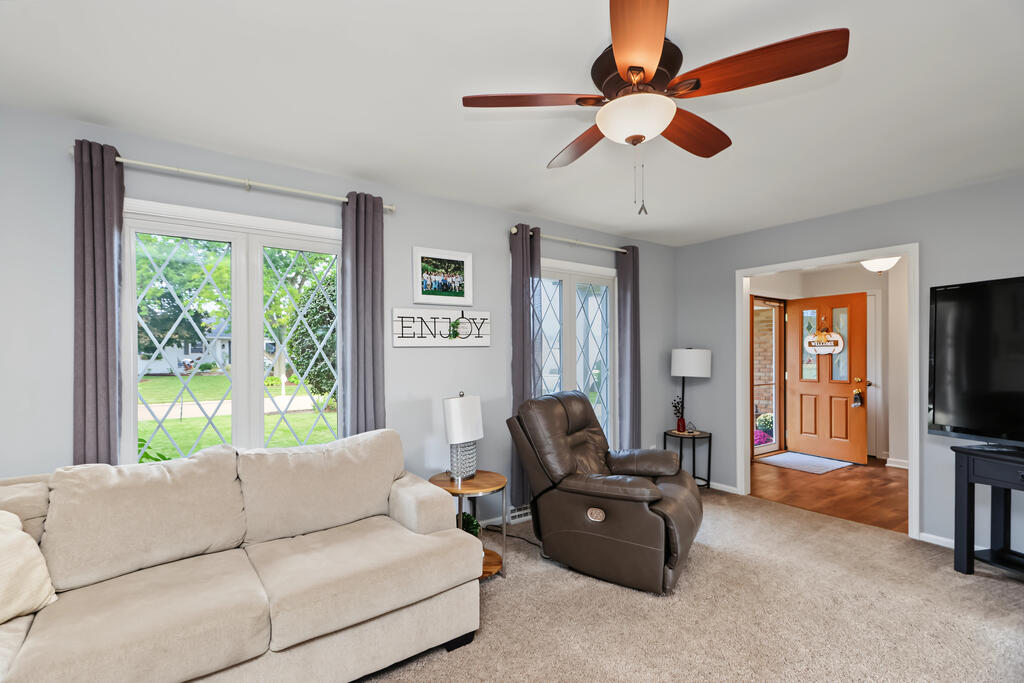 55 Independence Drive, Shelby, Ohio 44875, 3 Bedrooms Bedrooms, ,2 BathroomsBathrooms,Residential,For Sale,Independence Drive,20100853 55 Independence Drive, Shelby, Ohio 44875, 3 Bedrooms Bedrooms, ,2 BathroomsBathrooms,Residential,For Sale,Independence Drive,20100853