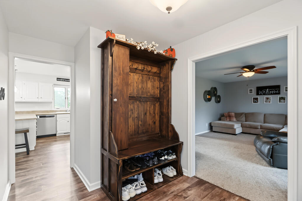 55 Independence Drive, Shelby, Ohio 44875, 3 Bedrooms Bedrooms, ,2 BathroomsBathrooms,Residential,For Sale,Independence Drive,20100853 55 Independence Drive, Shelby, Ohio 44875, 3 Bedrooms Bedrooms, ,2 BathroomsBathrooms,Residential,For Sale,Independence Drive,20100853