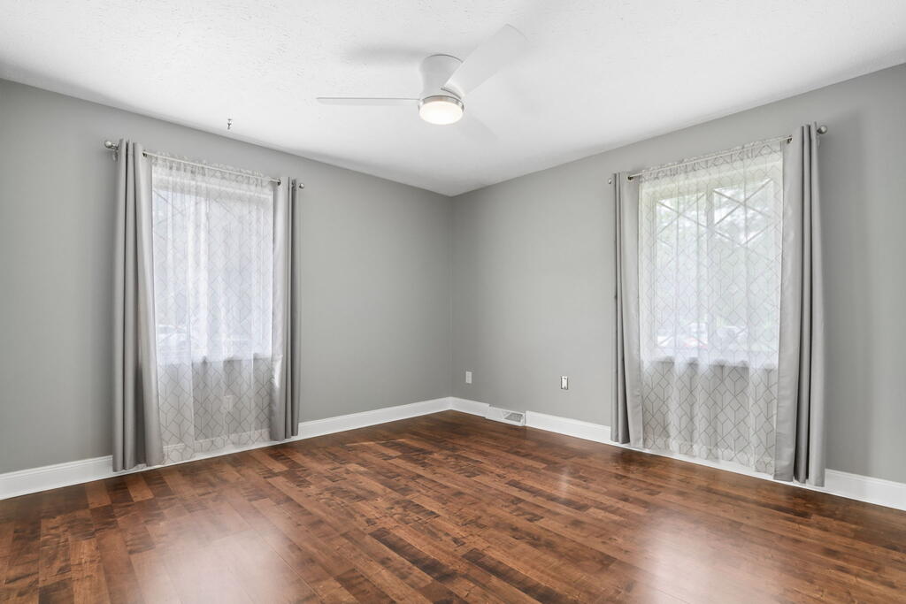 980 Conestoga Drive, Columbus, Ohio 43213, 3 Bedrooms Bedrooms, ,3 BathroomsBathrooms,Residential,For Sale,Conestoga Drive,20100868 980 Conestoga Drive, Columbus, Ohio 43213, 3 Bedrooms Bedrooms, ,3 BathroomsBathrooms,Residential,For Sale,Conestoga Drive,20100868