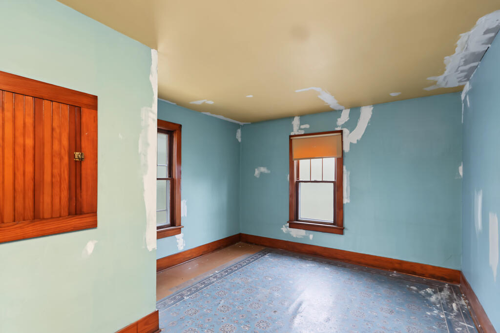 21 Third Street, Shelby, Ohio 44875, 4 Bedrooms Bedrooms, ,1 BathroomBathrooms,Residential,For Sale,Third Street,20100870 21 Third Street, Shelby, Ohio 44875, 4 Bedrooms Bedrooms, ,1 BathroomBathrooms,Residential,For Sale,Third Street,20100870