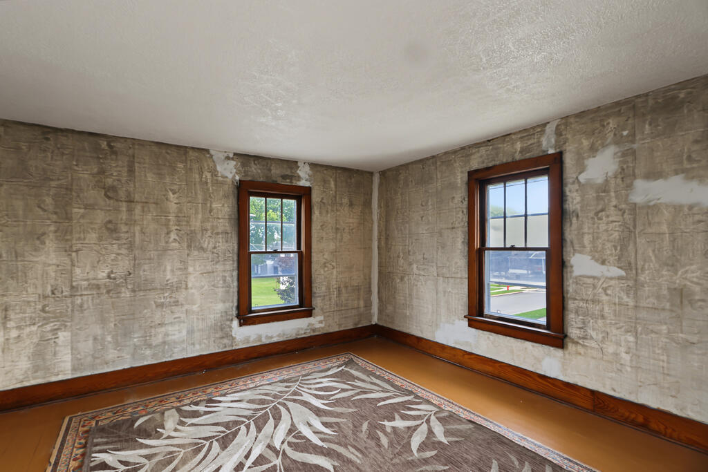 21 Third Street, Shelby, Ohio 44875, 4 Bedrooms Bedrooms, ,1 BathroomBathrooms,Residential,For Sale,Third Street,20100870 21 Third Street, Shelby, Ohio 44875, 4 Bedrooms Bedrooms, ,1 BathroomBathrooms,Residential,For Sale,Third Street,20100870