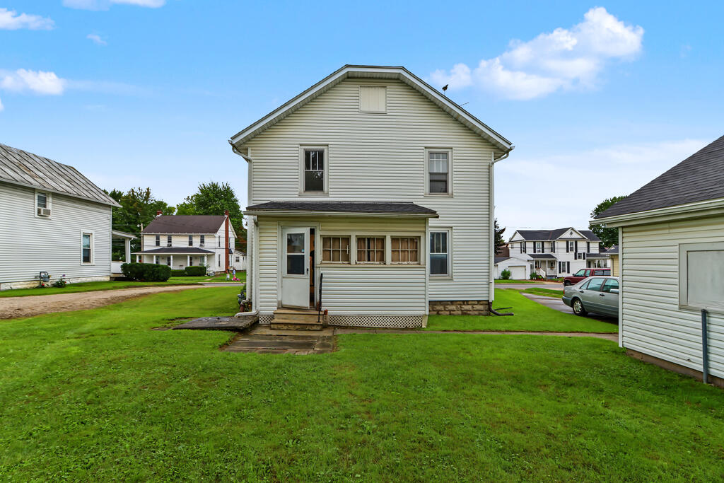 21 Third Street, Shelby, Ohio 44875, 4 Bedrooms Bedrooms, ,1 BathroomBathrooms,Residential,For Sale,Third Street,20100870 21 Third Street, Shelby, Ohio 44875, 4 Bedrooms Bedrooms, ,1 BathroomBathrooms,Residential,For Sale,Third Street,20100870