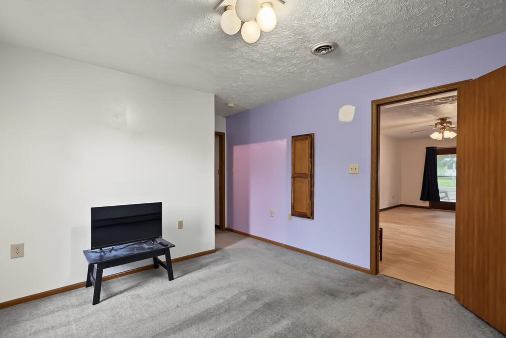 335 Westlawn Drive, Mansfield, Ohio 44906, 3 Bedrooms Bedrooms, ,2 BathroomsBathrooms,Residential,For Sale,Westlawn Drive,20100872 335 Westlawn Drive, Mansfield, Ohio 44906, 3 Bedrooms Bedrooms, ,2 BathroomsBathrooms,Residential,For Sale,Westlawn Drive,20100872
