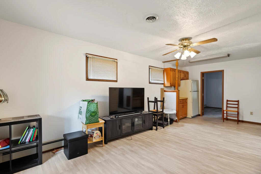 335 Westlawn Drive, Mansfield, Ohio 44906, 3 Bedrooms Bedrooms, ,2 BathroomsBathrooms,Residential,For Sale,Westlawn Drive,20100872 335 Westlawn Drive, Mansfield, Ohio 44906, 3 Bedrooms Bedrooms, ,2 BathroomsBathrooms,Residential,For Sale,Westlawn Drive,20100872